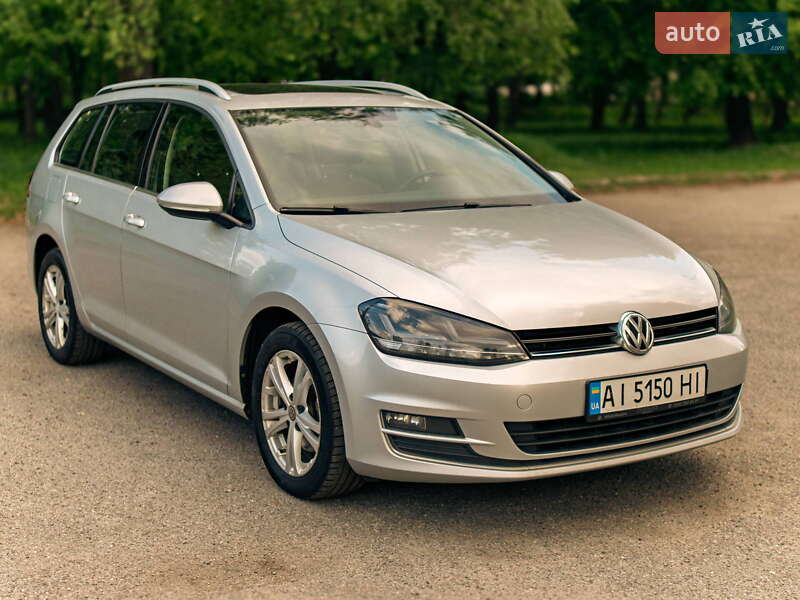 Універсал Volkswagen Golf 2015 в Києві