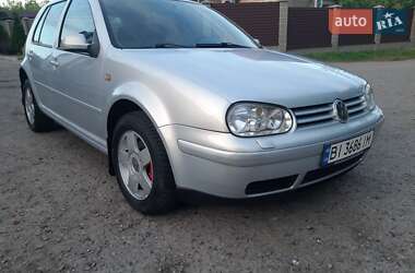 Хэтчбек Volkswagen Golf 1998 в 