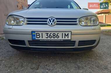 Хэтчбек Volkswagen Golf 1998 в 