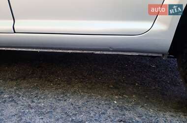 Хэтчбек Volkswagen Golf 1998 в 