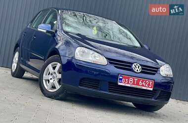 Хэтчбек Volkswagen Golf 2006 в 