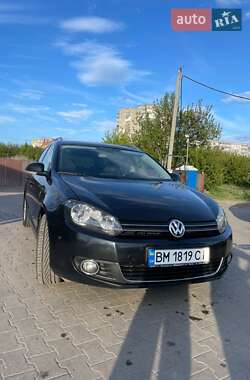 Універсал Volkswagen Golf 2011 в Сумах