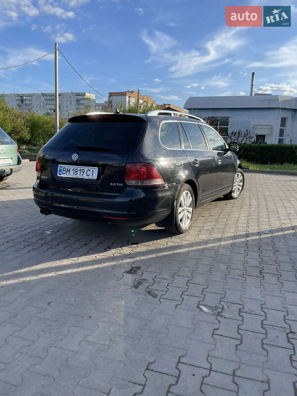 Універсал Volkswagen Golf 2011 в Сумах