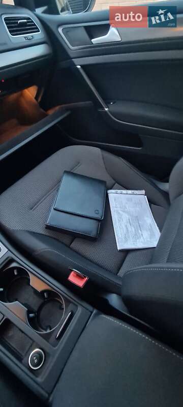 Хэтчбек Volkswagen Golf 2013 в Коломые