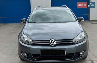 Універсал Volkswagen Golf 2012 в 