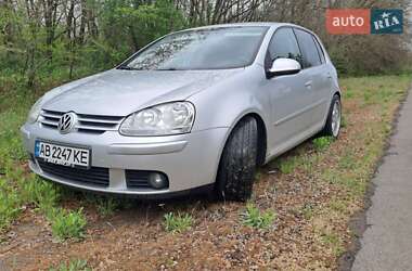 Хетчбек Volkswagen Golf 2008 в Гайсину