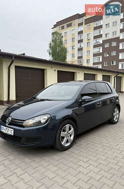 Хетчбек Volkswagen Golf 2010 в Хмельницькому