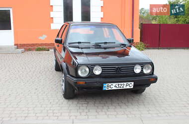 Хэтчбек Volkswagen Golf 1988 в 