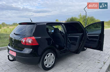 Хэтчбек Volkswagen Golf 2008 в 
