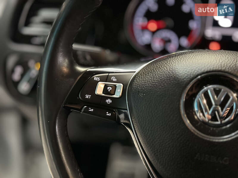Хетчбек Volkswagen Golf 2019 в Самборі