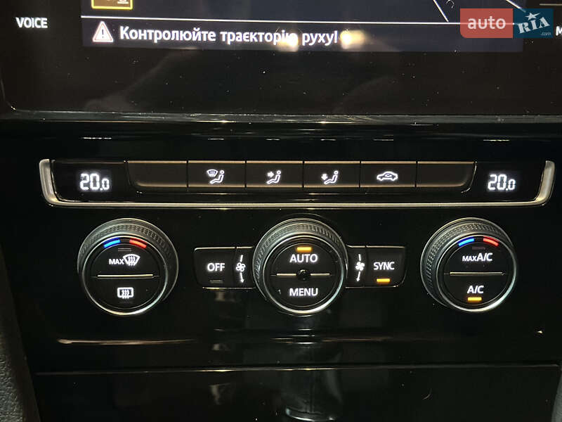 Хетчбек Volkswagen Golf 2019 в Самборі