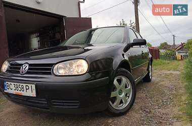 Хэтчбек Volkswagen Golf 2001 в Ходорове