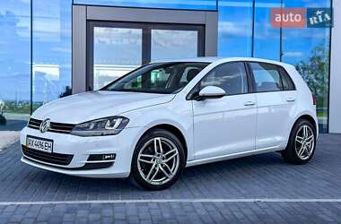 Хэтчбек Volkswagen Golf 2013 в Днепре