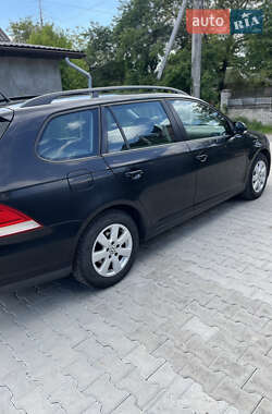 Универсал Volkswagen Golf 2009 в 