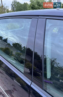 Хэтчбек Volkswagen Golf 2009 в 
