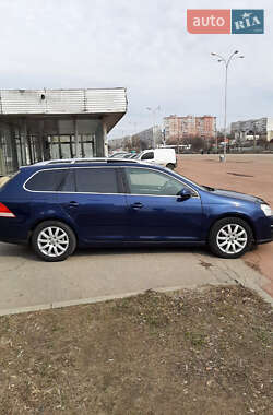 Універсал Volkswagen Golf 2009 в 