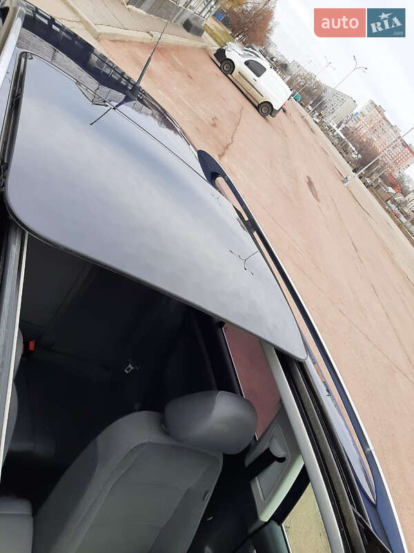 Універсал Volkswagen Golf 2009 в Харкові