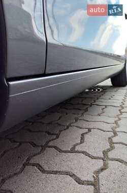 Хетчбек Volkswagen Golf 2012 в 