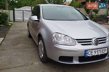 Хетчбек Volkswagen Golf 2006 в Чернівцях