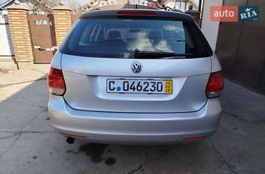 Универсал Volkswagen Golf 2010 в 