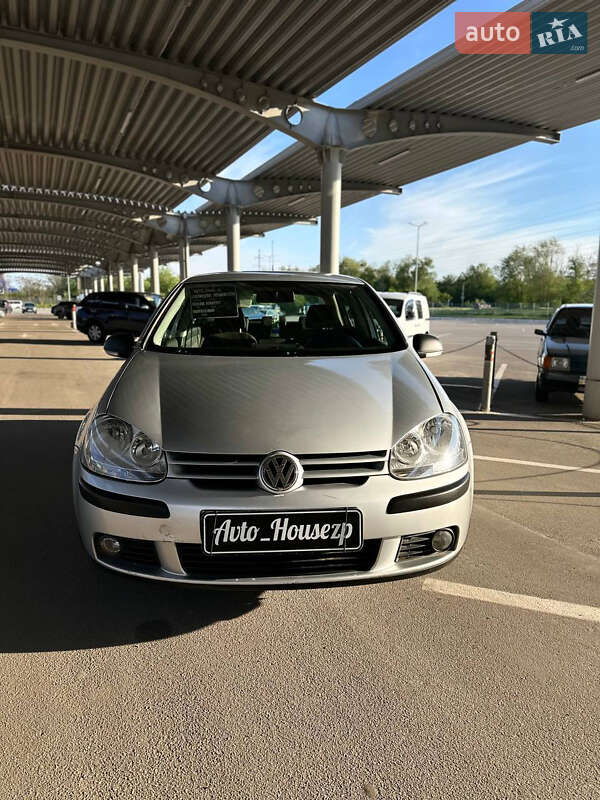Хетчбек Volkswagen Golf 2008 в Запоріжжі