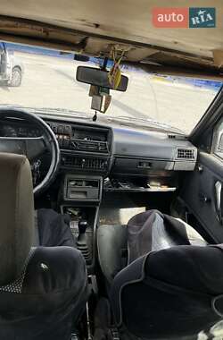 Хетчбек Volkswagen Golf 1985 в 