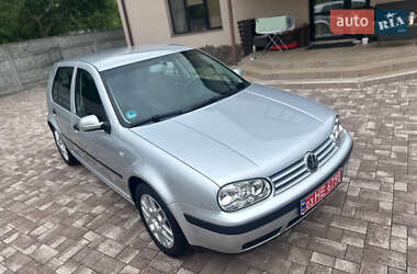 Хэтчбек Volkswagen Golf 2003 в Виннице