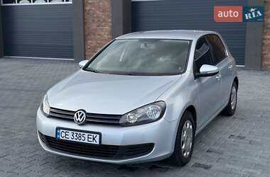 Хэтчбек Volkswagen Golf 2010 в 