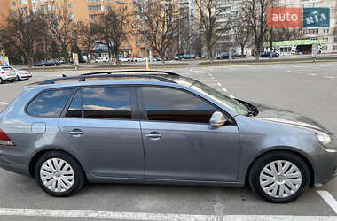Універсал Volkswagen Golf 2010 в Броварах