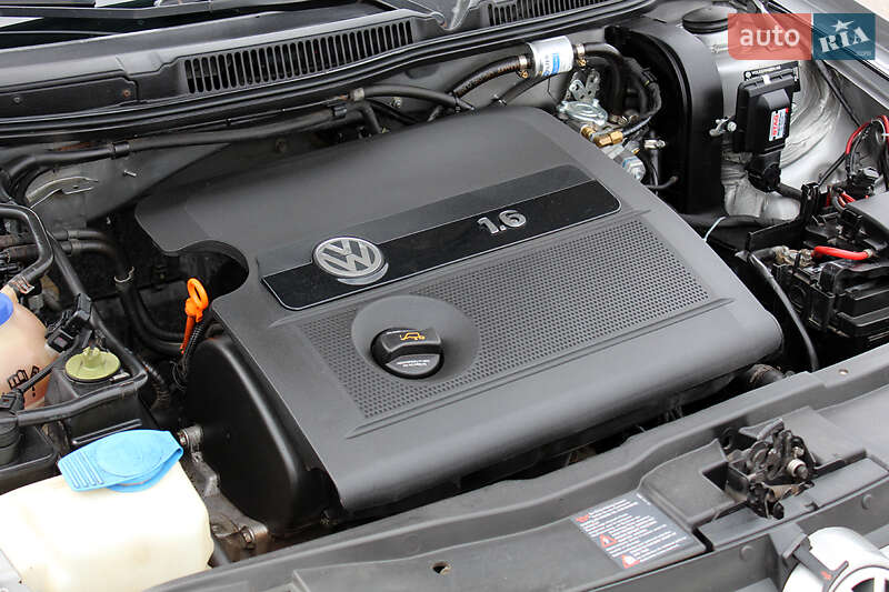 Универсал Volkswagen Golf 2006 в Виннице