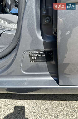 Хэтчбек Volkswagen Golf 2008 в 