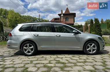 Універсал Volkswagen Golf 2019 в 