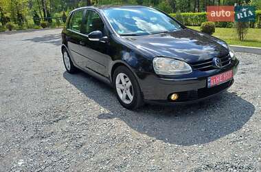 Хетчбек Volkswagen Golf 2006 в 