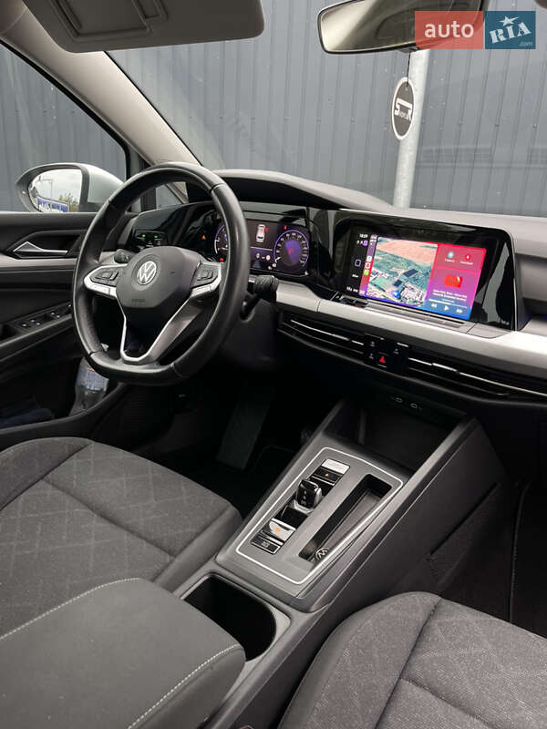 Універсал Volkswagen Golf 2021 в Львові