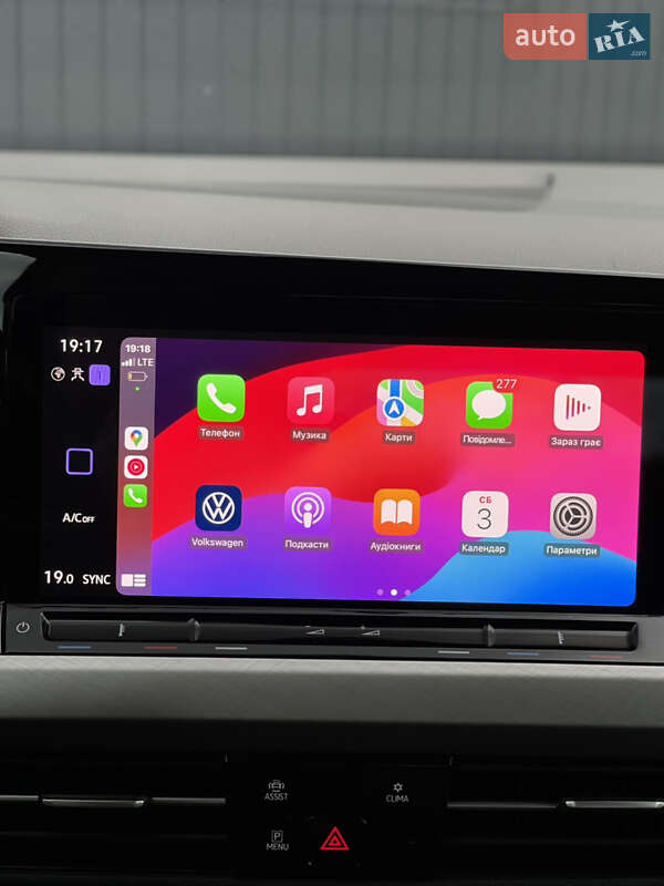 Універсал Volkswagen Golf 2021 в Львові