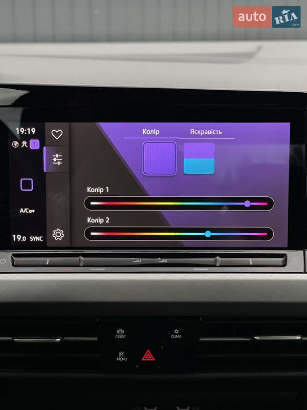 Універсал Volkswagen Golf 2021 в Львові