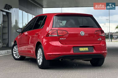 Хетчбек Volkswagen Golf 2016 в 