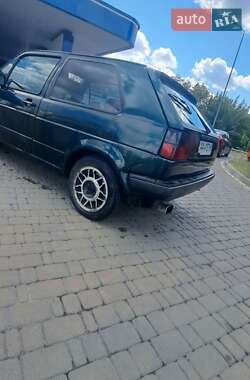 Хэтчбек Volkswagen Golf 1985 в 