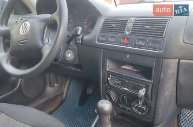 Універсал Volkswagen Golf 2000 в 