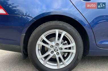 Універсал Volkswagen Golf 2007 в 