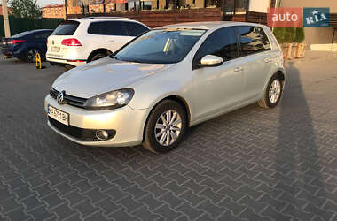 Хетчбек Volkswagen Golf 2012 в Києві