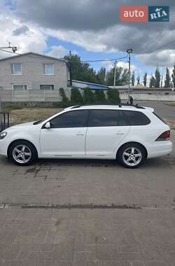 Универсал Volkswagen Golf 2012 в 