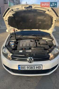 Универсал Volkswagen Golf 2012 в 