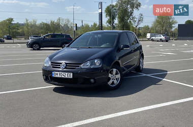 Хэтчбек Volkswagen Golf 2008 в Киеве