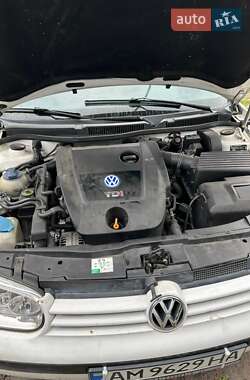 Универсал Volkswagen Golf 2002 в Житомире