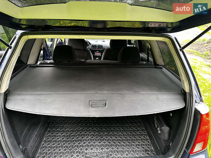 Універсал Volkswagen Golf 1999 в Львові