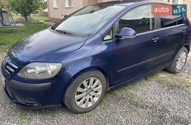Хэтчбек Volkswagen Golf 2005 в Хмельницком