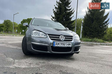 Універсал Volkswagen Golf 2008 в Бердичеві