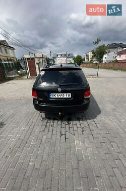 Універсал Volkswagen Golf 2009 в 