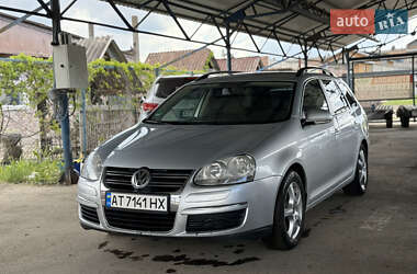 Універсал Volkswagen Golf 2009 в Івано-Франківську